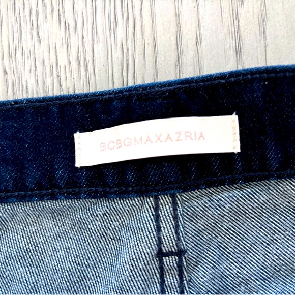 BCBG Dark Wash Cuffed Jeans Size 26 - Picture 6 of 11